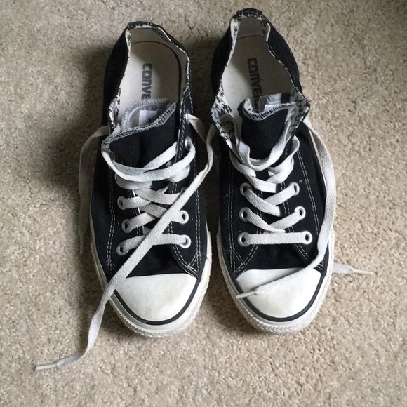 converse ankle length shoes